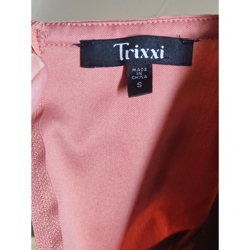 Trixxi Pink Plaid Ruffle Wrap Dress‎ Spaghetti Strap V Neck Tie Waist feminine - Picture 4 of 12